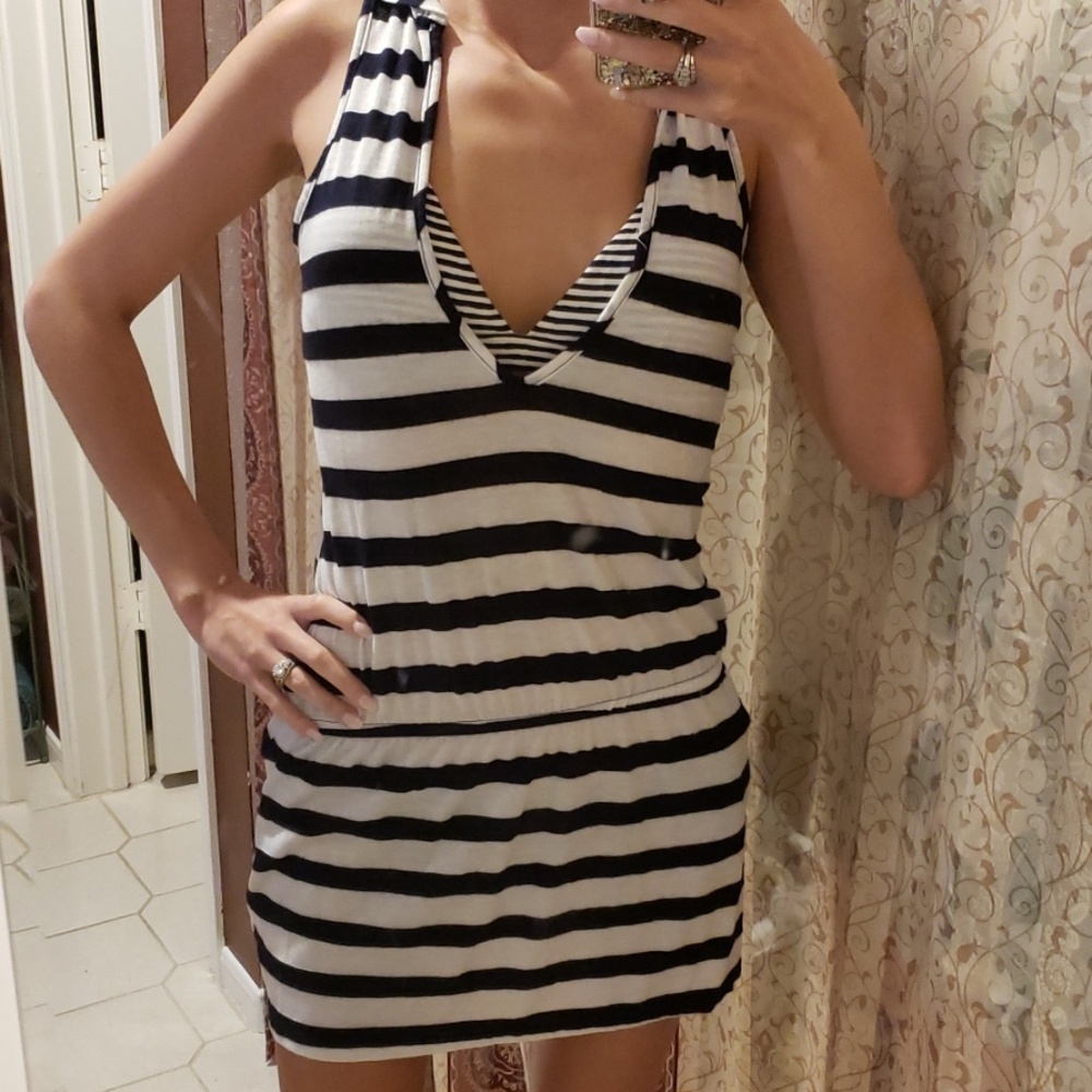 Hooded Lily Bleu Beach Swim Cover-up